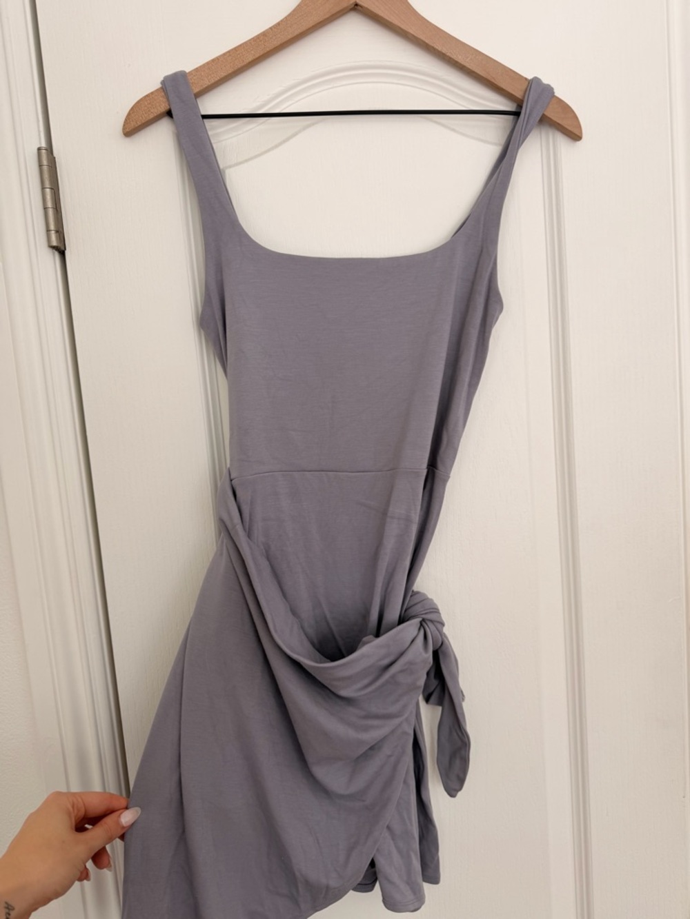 Wilfred (Aritzia) Soft Lavender Scoop Neck Tank